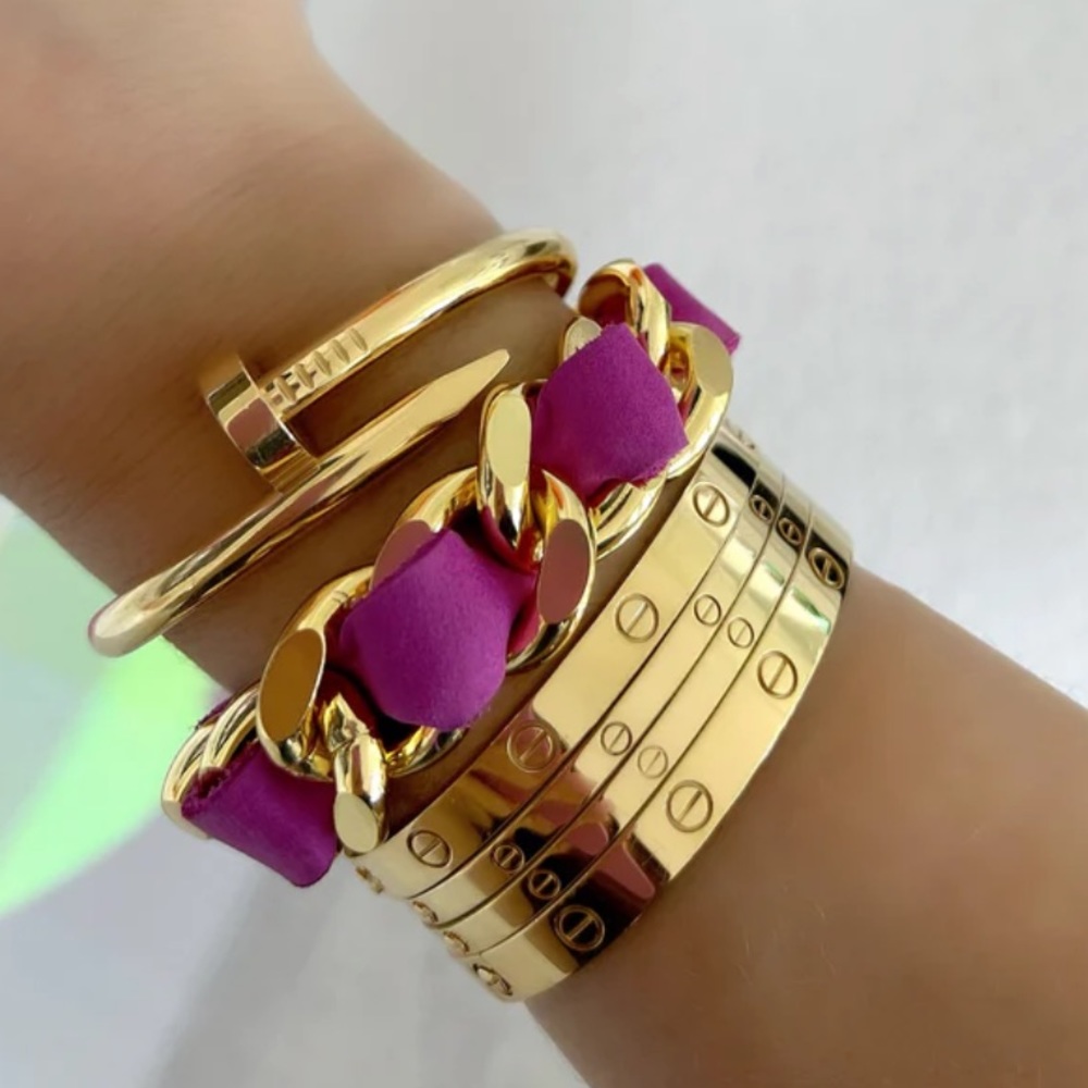 🏷 HRH jumbo coco dream bracelet